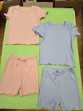 2 Sommeroutfits agrösse 92