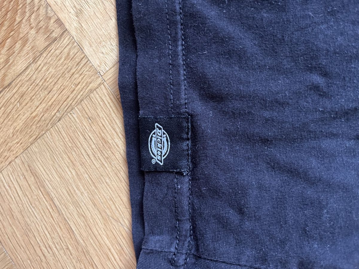Dickies T-shirts: Dickies T-Shirt – D'occasion à Bern par ann1e 2