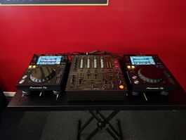 Pioneer DJ Set – 2x Pioneer XDJ-700 + Pioneer DJM-600