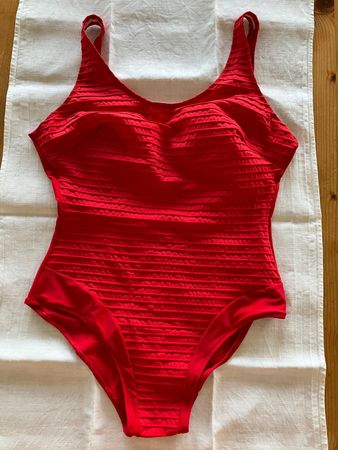 Costume de bain rouge une pièce pour femme, neuf