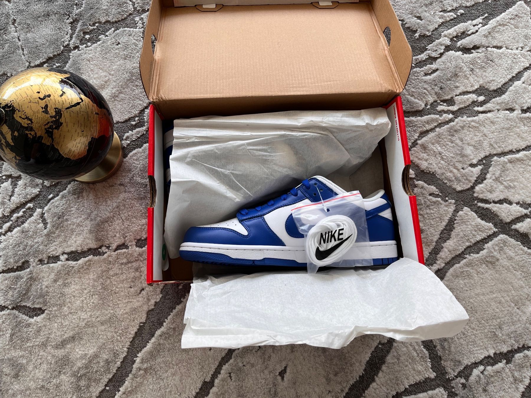 Nike Scarpe da uomo: Nike Dunk Low Kentucky EU44 – Nuovo e nell'imballaggio originale da Küsnacht ZH venduto da Amuy88