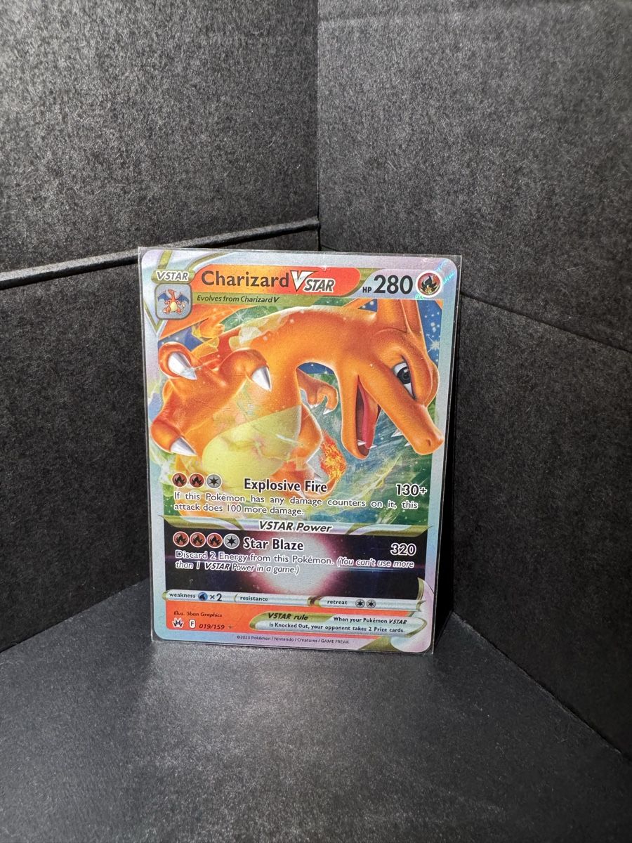 Pokémon Carte collezionabili: Charizard VStar - Pokemon - Crown Zenit - English - Mint – Nuovo (secondo la descrizione) da Bellinzona venduto da TheCarden