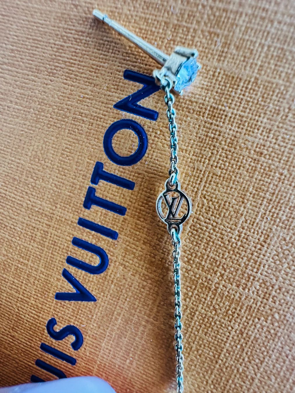Louis Vuitton Boucles d'oreille: Louis Vuitton – D'occasion à Le bry par Jasminka2015 8