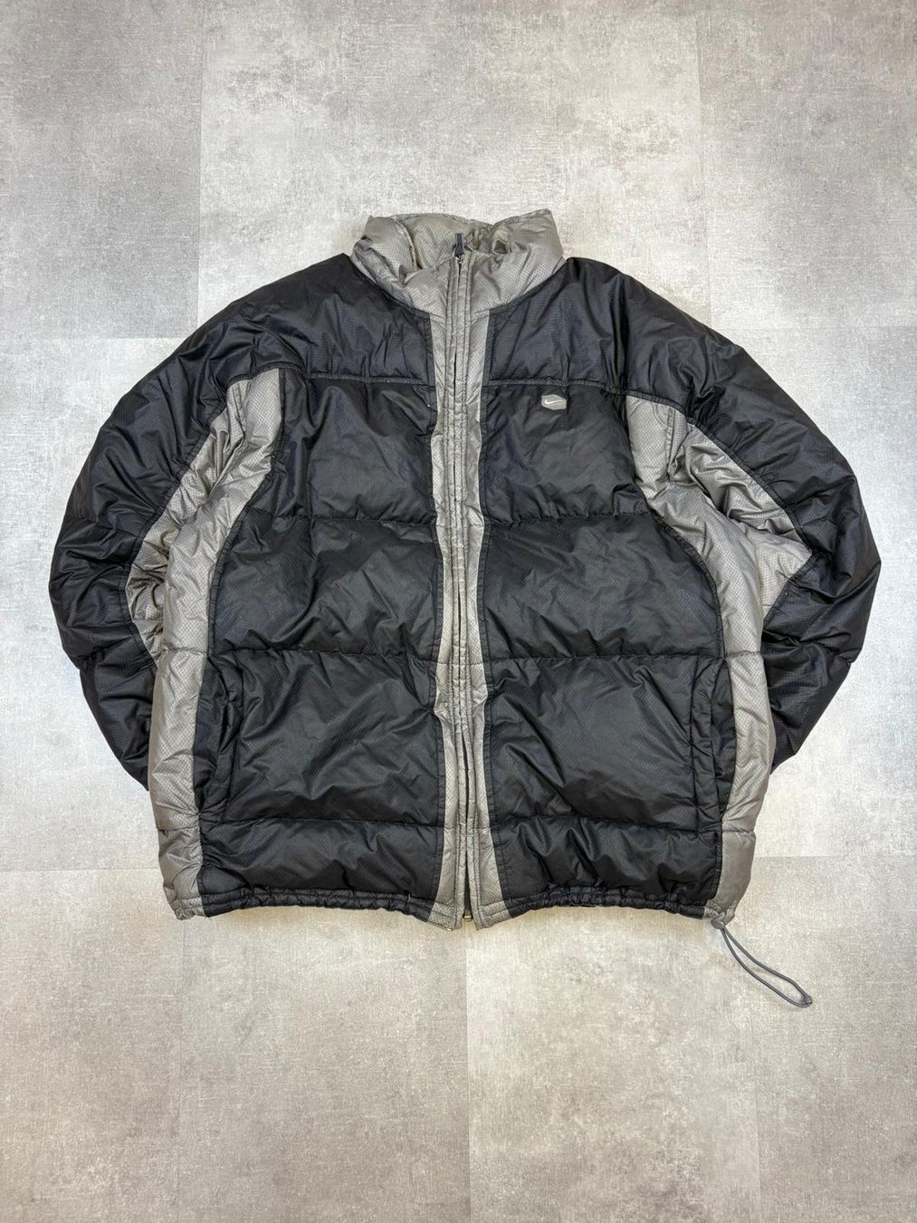 Nike Giacche: Nike Vintage Winterjacke - Grösse XL – Usato da Werdenberg venduto da hase.vintage