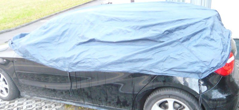 Coperture: Auto-Abdeckung / Blache-Garage – Usato da Ruggell venduto da Btt 1