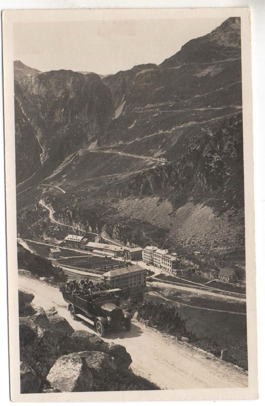 Cartoline postali: GLETSCH Furkastrasse und Grimselstrasse - Postauto – Nuovo (secondo la descrizione) da Jona venduto da philajona