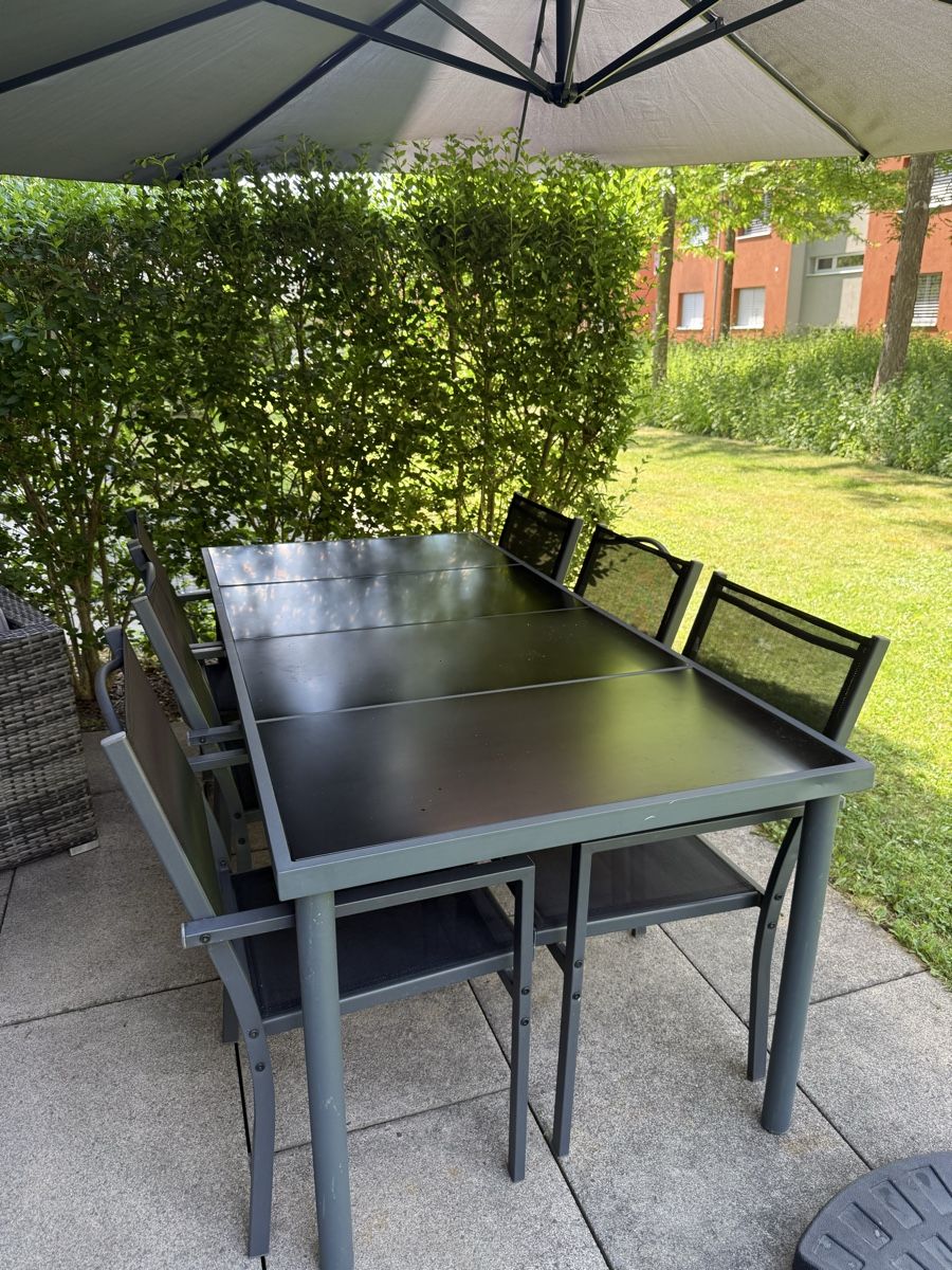 Set de table et chaises: Gartentisch inkl. 6 Stühle – D'occasion à Thun par dalani22