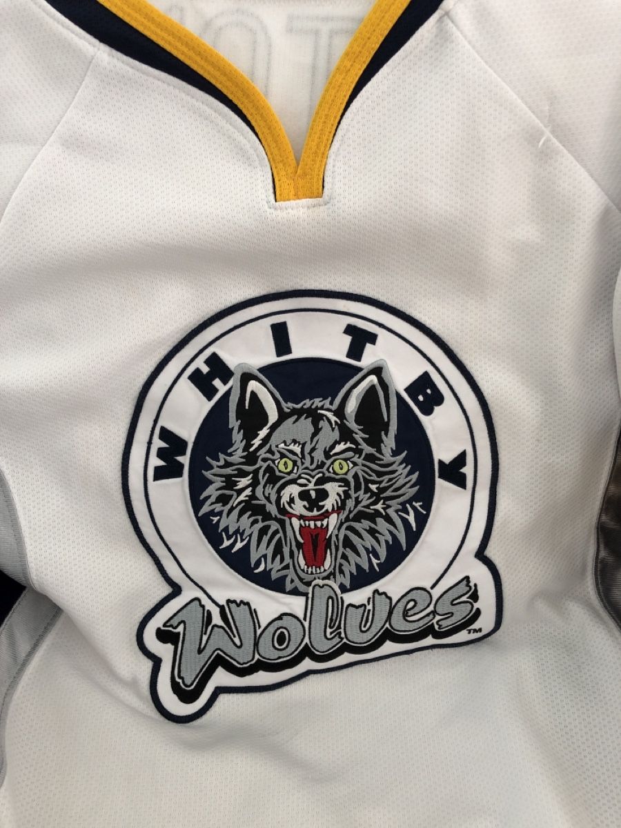 Leibchen & Hosen: Tricot der Whitby Wolves – Gebraucht aus Bettwiesen von cofrarium 1