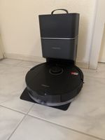 Saugroboter Roborock mit Ladestation