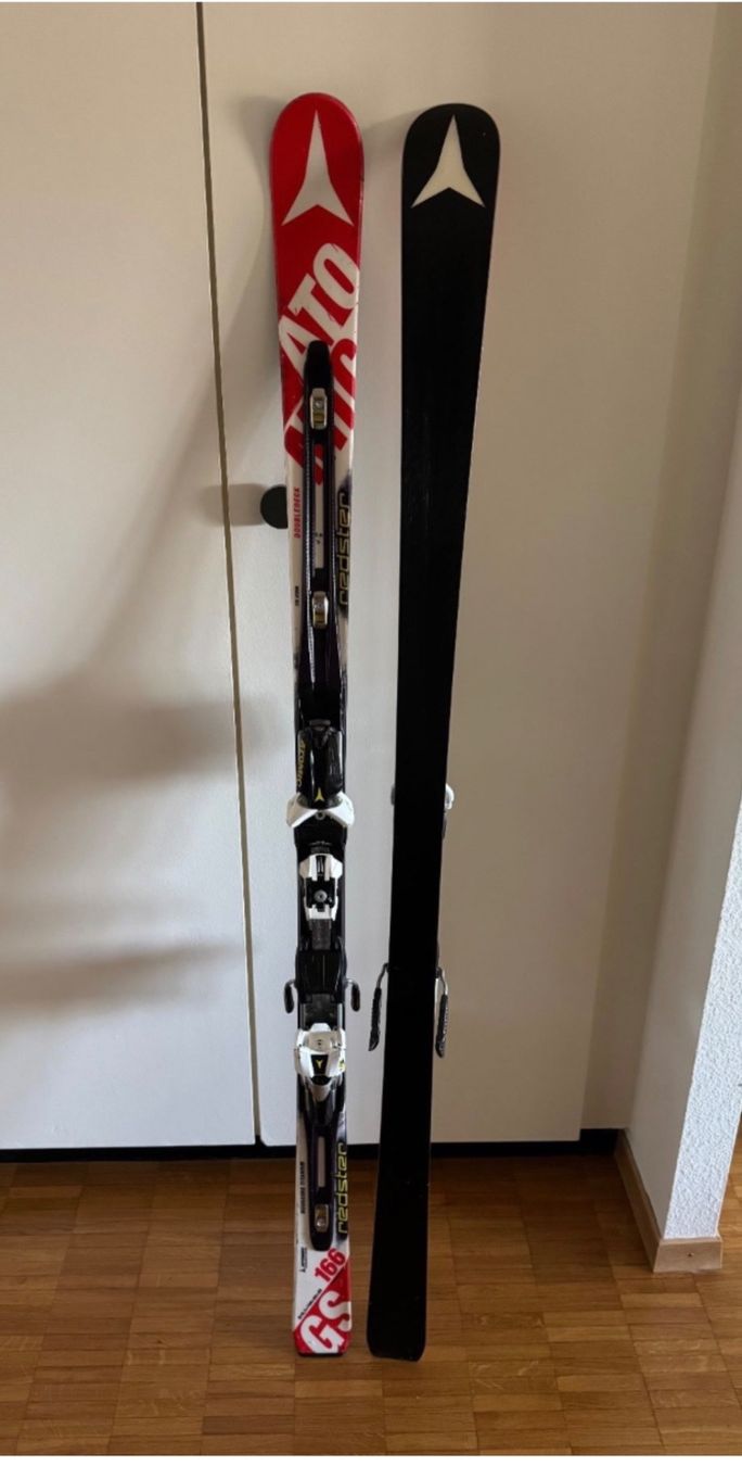 Atomic Sci: Skis Atomic Redster GS  166cm, fixations Atomic – Usato da Lausanne venduto da ann_n9r7 1