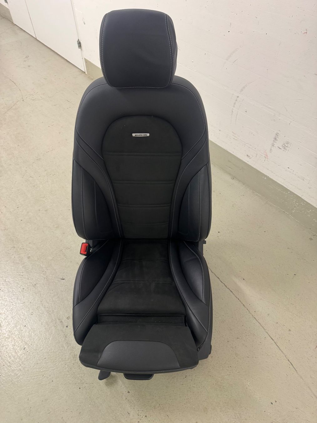 Autos: 2x Originale Mercedes C63 Sitze – Gebraucht aus Schlieren von S2K 1