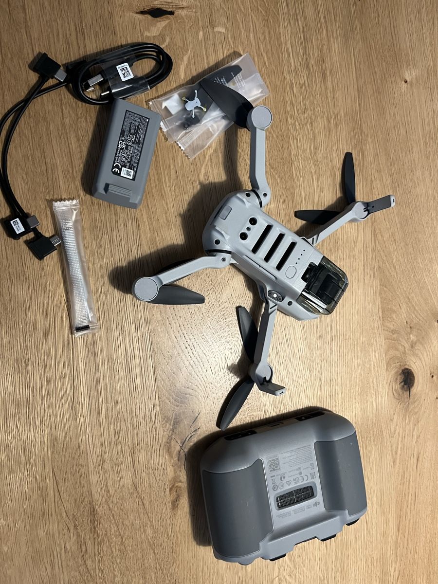 DJI Modellismo RC: DJI Mini Drohne mit Softcase  – Usato da Thalwil venduto da Potato0 2