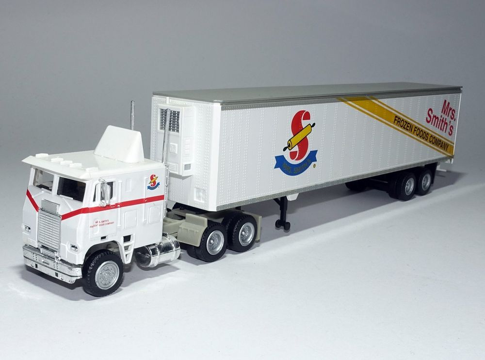 CAMION HERPA US Truck Freightliner Kenwoth GMC Peterbilt Chevy modèles