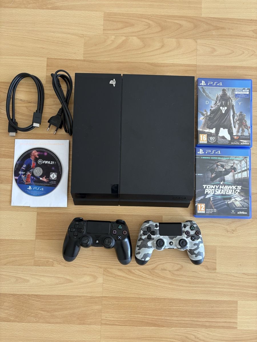 Sony Konsolen: PS4 - Systemsoftware-Version 9.03 - 500 GB - 2 Controllers  – Gebraucht aus Burgdorf von iur_6898 1
