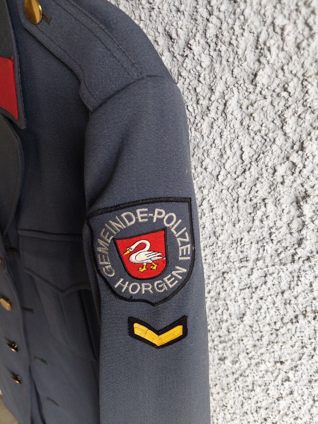 Uniformi: Alte Polzei-Uniform Gemeindepolizei Horgen – Usato da Obfelden venduto da Foto_Bild_Kunst_Buch 1