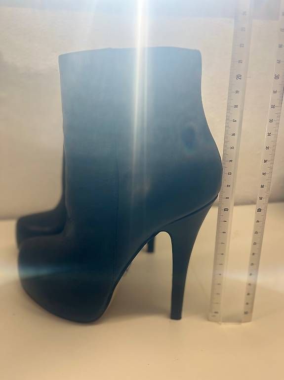 Chaussures femmes: High Heels Buffalo London Schuhe – D'occasion à Muri b. Bern par Merliner01 2
