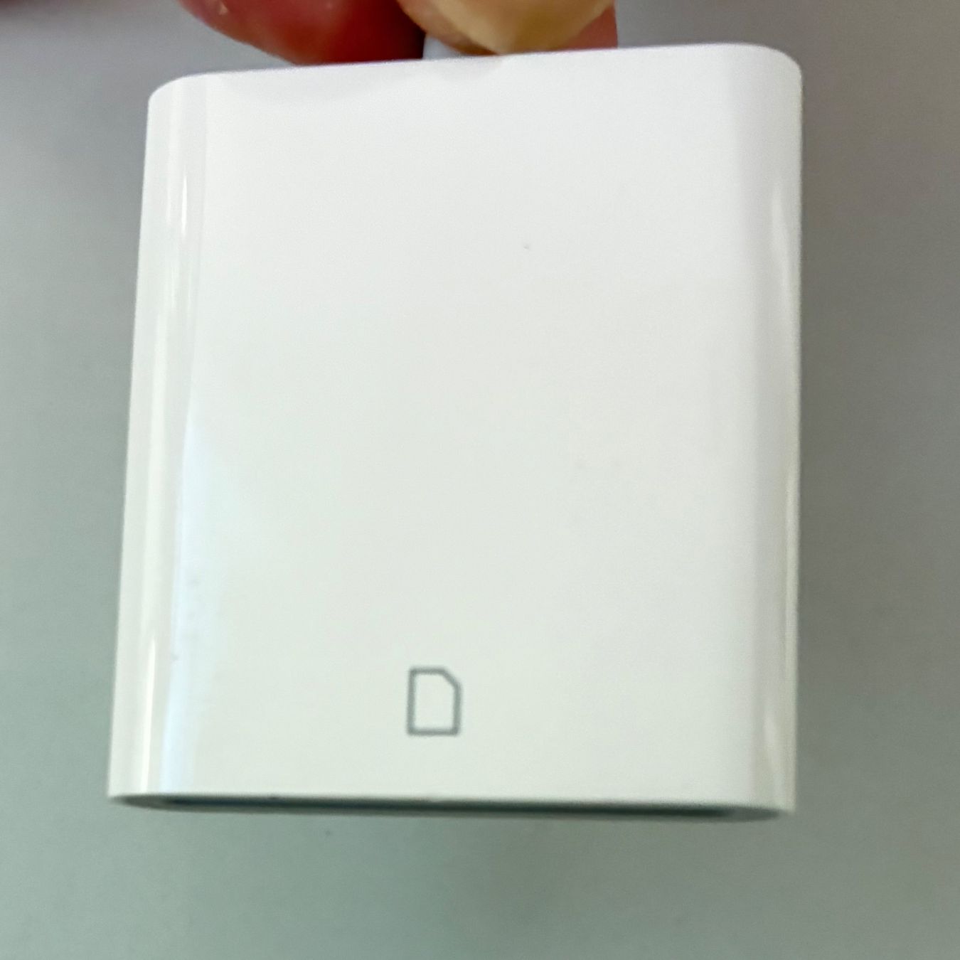 Apple Lecteurs & Adaptateurs: Apple Lightning Adapter weiss guter Zustand – D'occasion à Bettlach par Brissoni 2