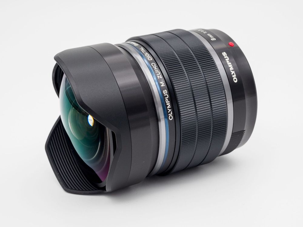 OLYMPUS M.Zuiko Digital ED 8mm F1.8 Fisheye PRO - neuwertig ...