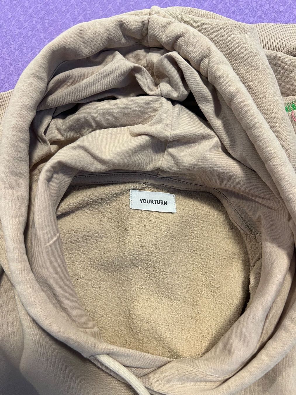 Maglioni & Felpe: Yourturn Sweatshirt – Usato da Luzern venduto da HeikeHasi 3