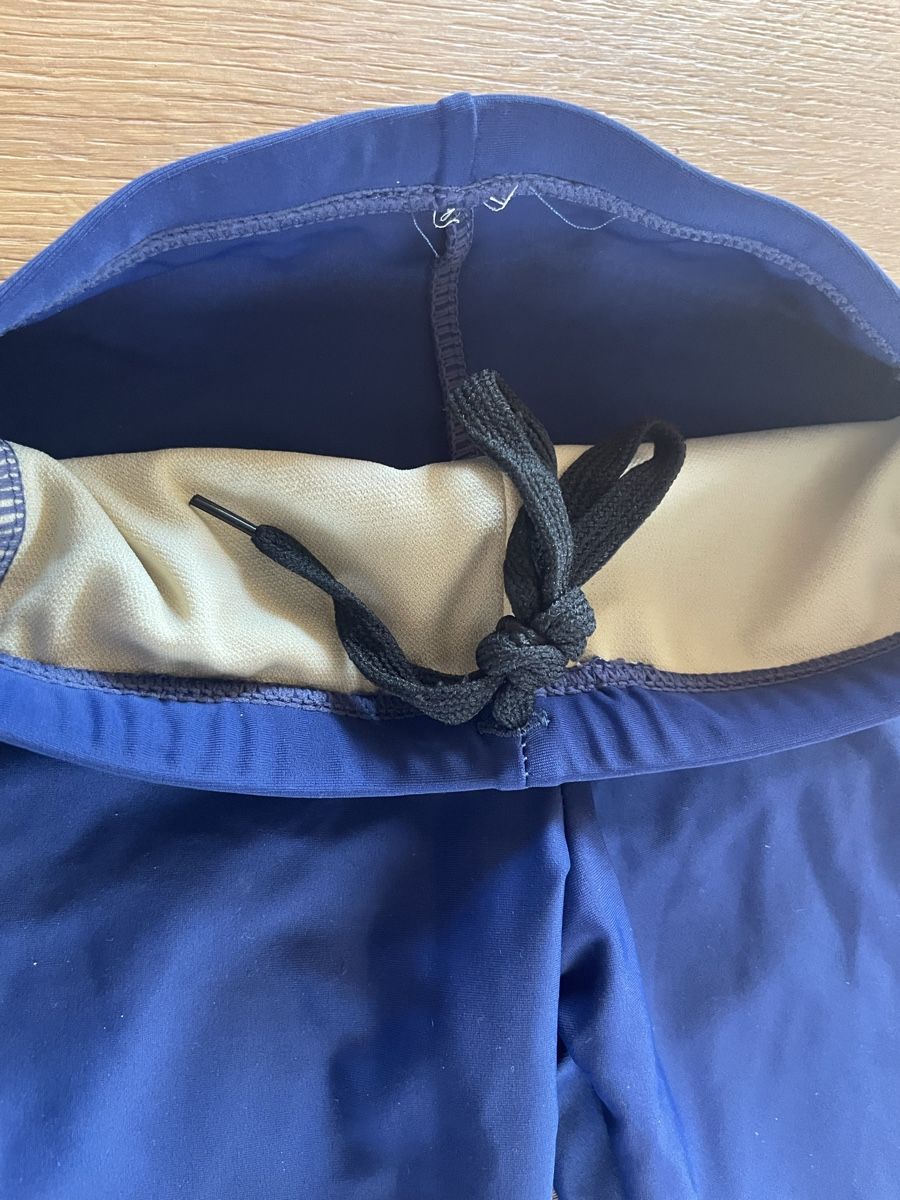 Costumi da bagno: Bade Shirt / UV Shirt / Badehose – Usato da Aarwangen venduto da erd_ngx8 3