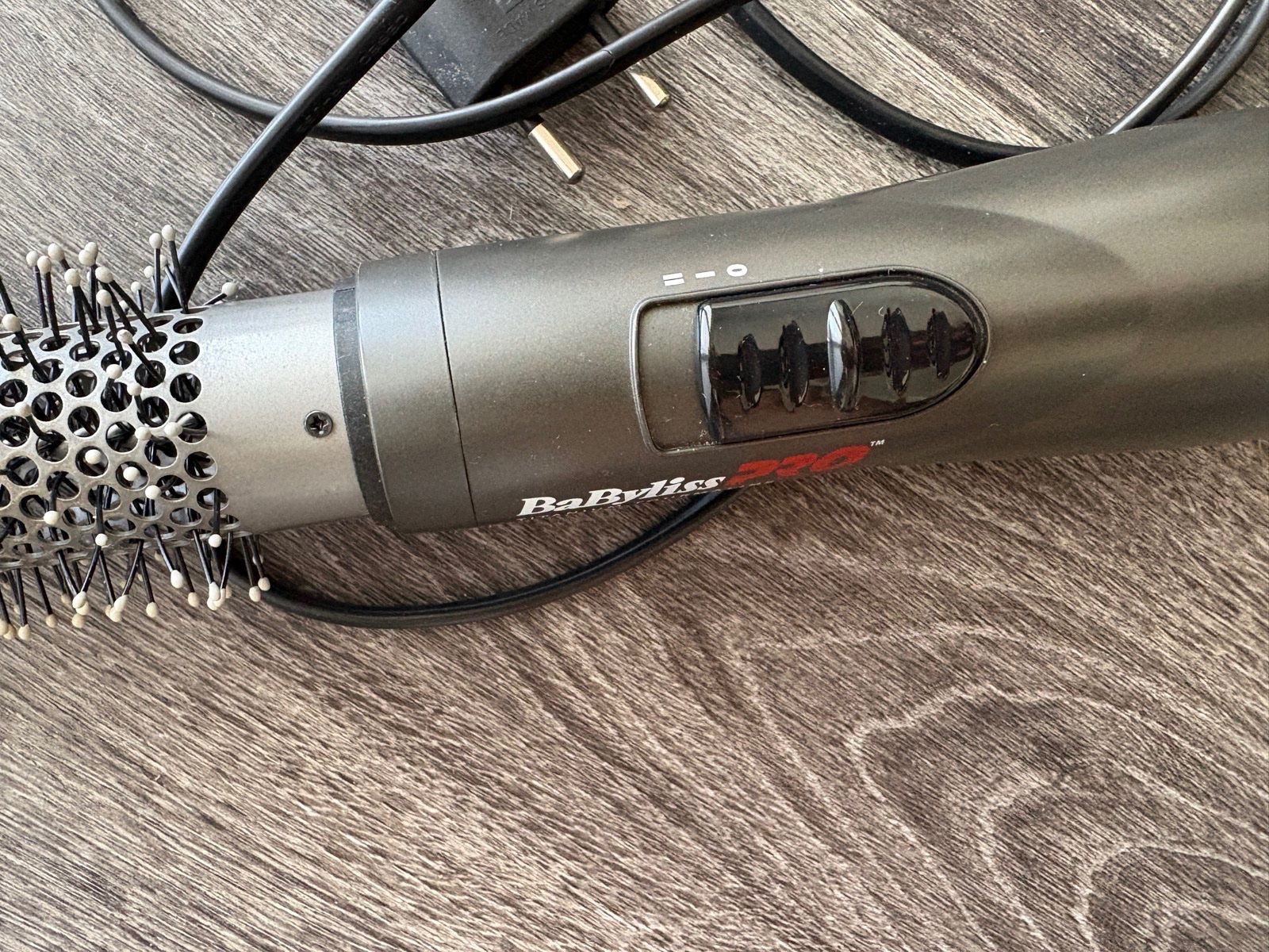 BaByliss Piastre & Arricciacapelli: BaByliss Pro Styler Titanium Tourmaline comme neuf – Nuovo (secondo la descrizione) da La Plaine venduto da Biliblue 2