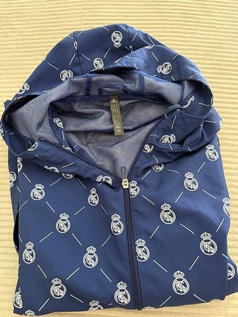 Nike - Real Madrid Jacke zu verkaufen