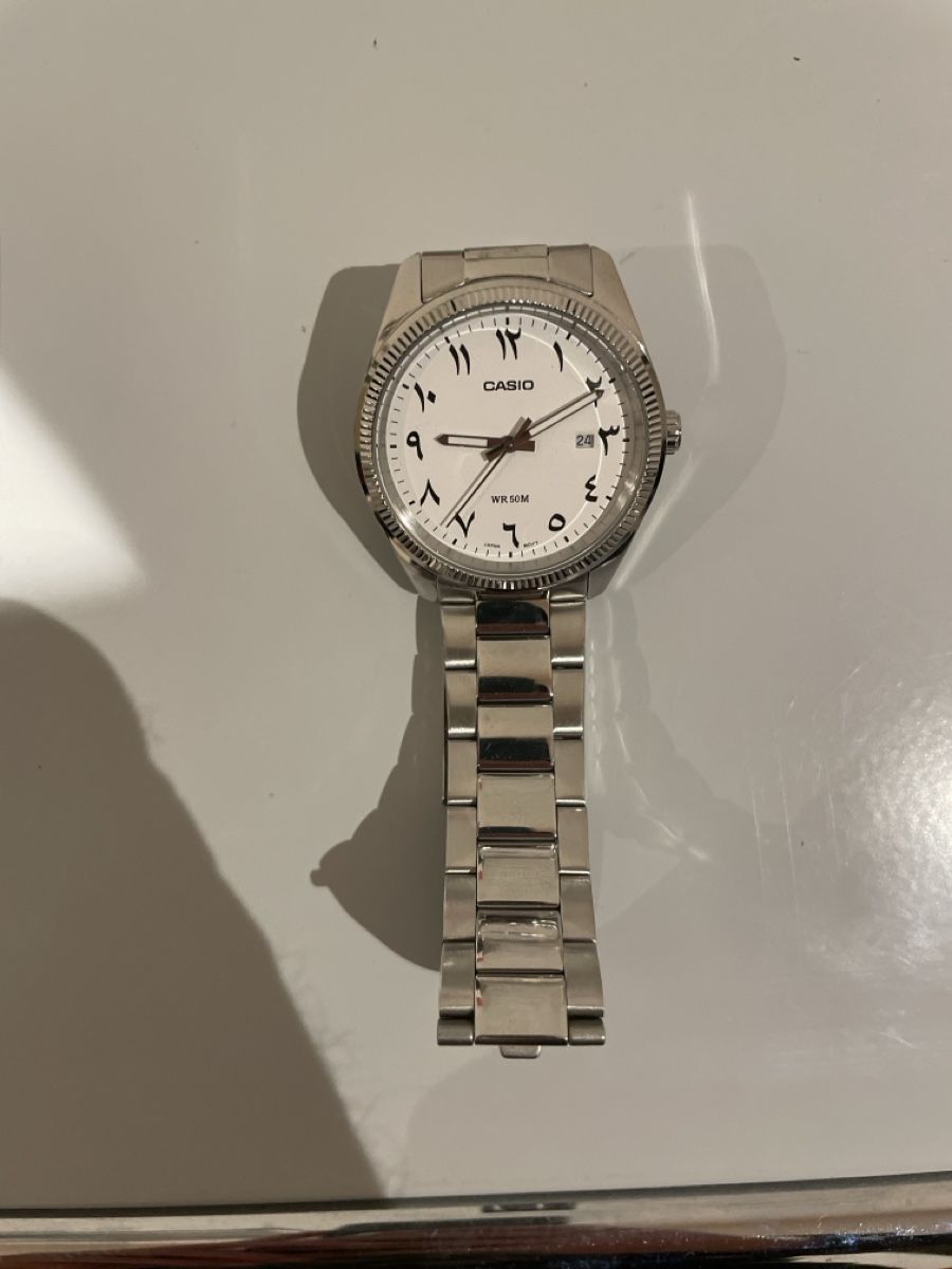 Casio Uhren: Casio Uhr mit arabischen Ziffern, neuwertig – Neu (gemäss Beschreibung) aus Bern von nad_ql7s