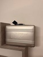 Mallette Aluminium Swatch James Bond 007 (2002) 