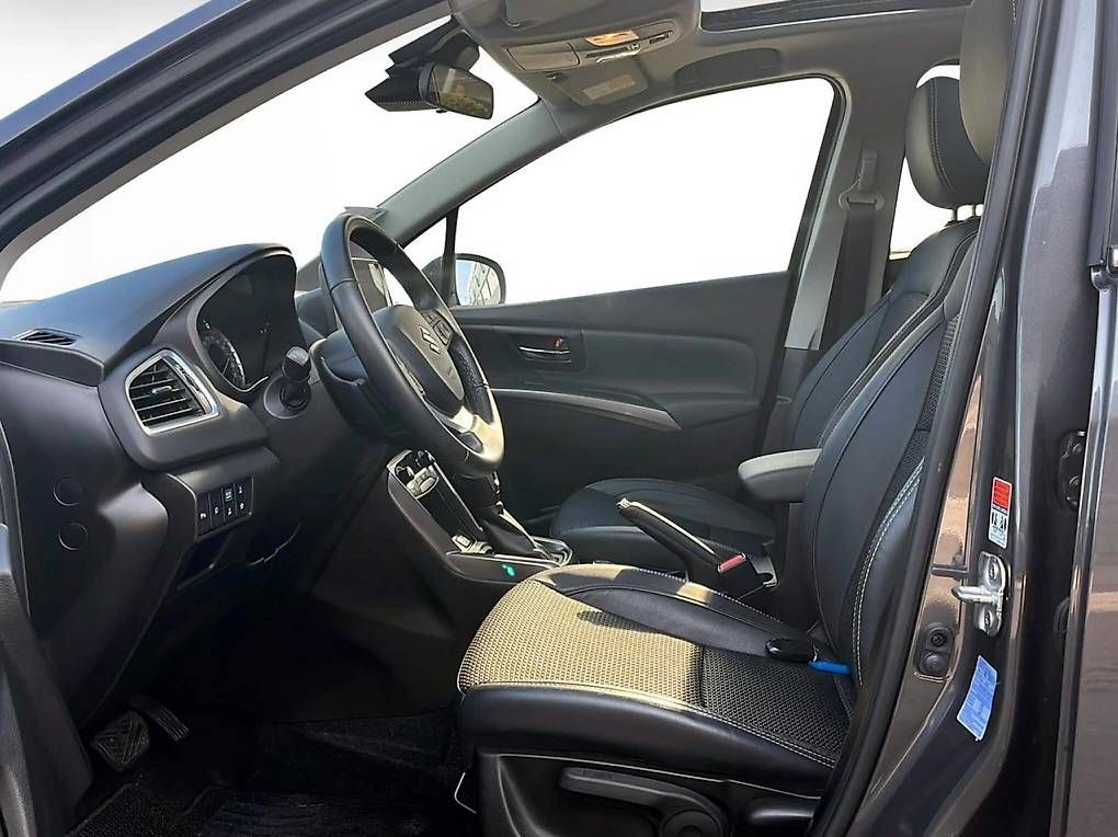 Automobili: Suzuki S Cross 1.5 Compact Top Hybrid  – Usato da Chesières venduto da bar_8lvs 2