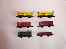 6 diverse Güterwagen von Minitrix
