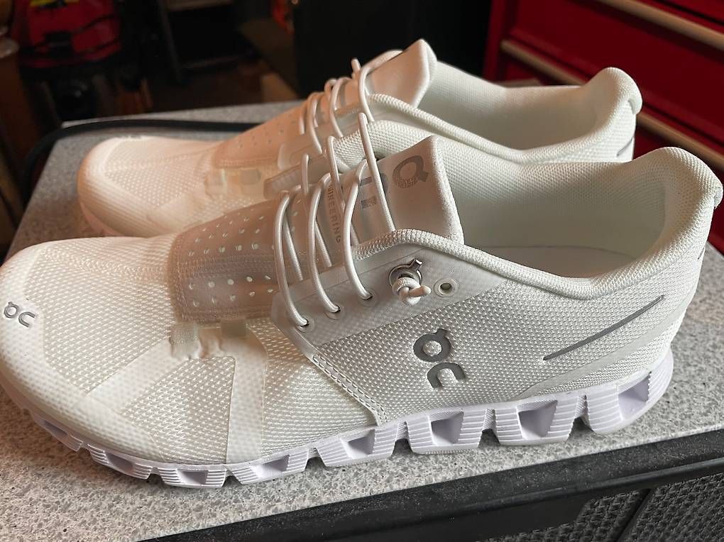 Scarpe da donna: On Schuh – Usato da Köniz venduto da Papabaer