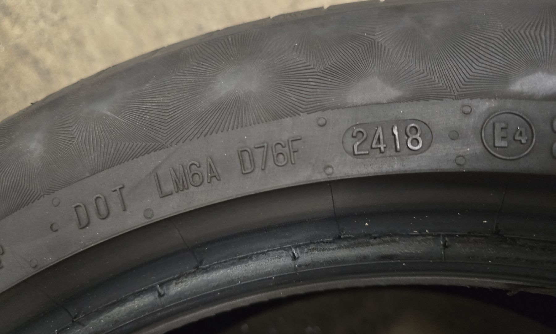 Continental Pneus & Kompletträder: 2 Stück 215/50R17 95Y 215 50 17 – Gebraucht aus Rickenbach SZ von Adi_1 5