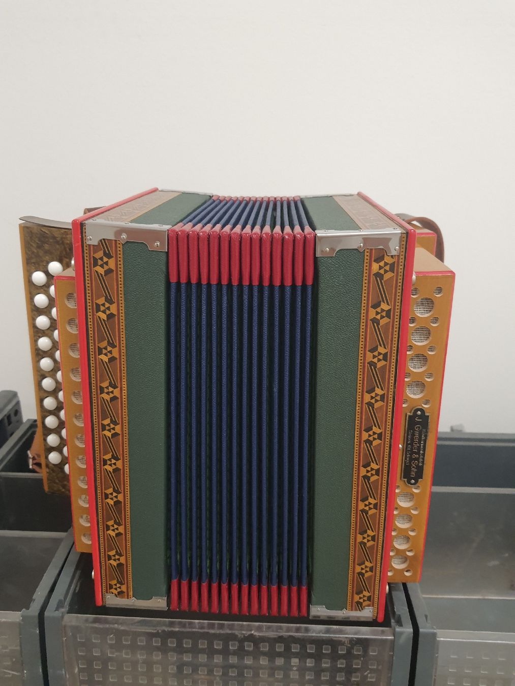 Strumenti musicali: gwerder orgeli B – Usato da Pont-de-la-Morge venduto da Mirabelle0 3