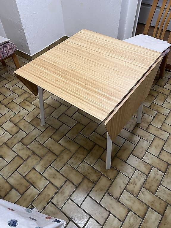 Tables: Table à manger extensible  – D'occasion à Orbe par dua_m9q8 1