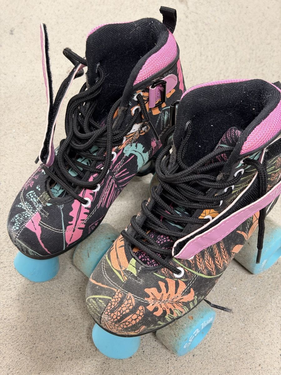 Inline-Skating & Rollschuhe: Quad Skates SFR Vision bunt Grösse 33 – Gebraucht aus Zürich von DaKi73