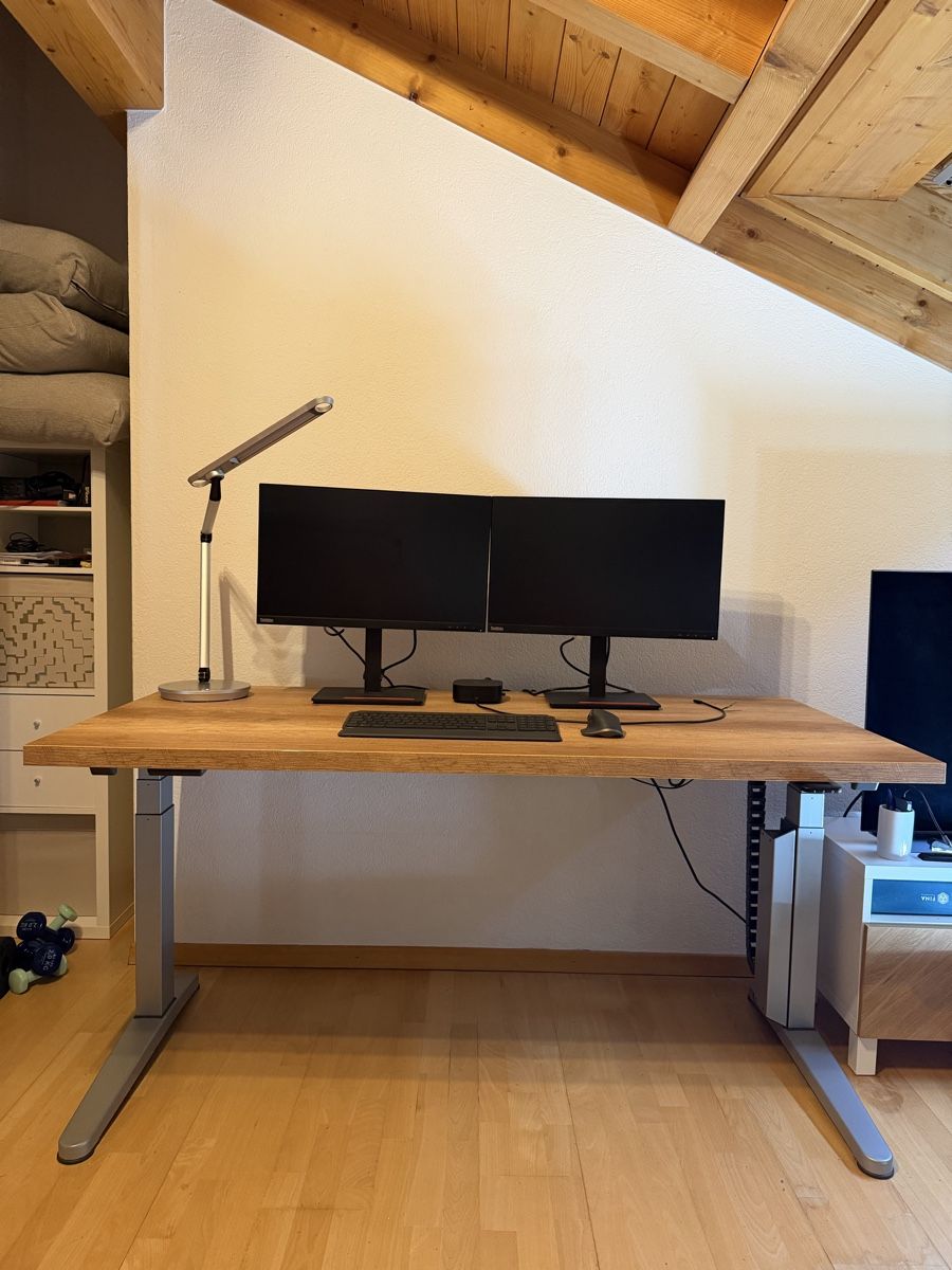 Bureaux: Premium Homeoffice-Setup – D'occasion à Glis par dkiss95