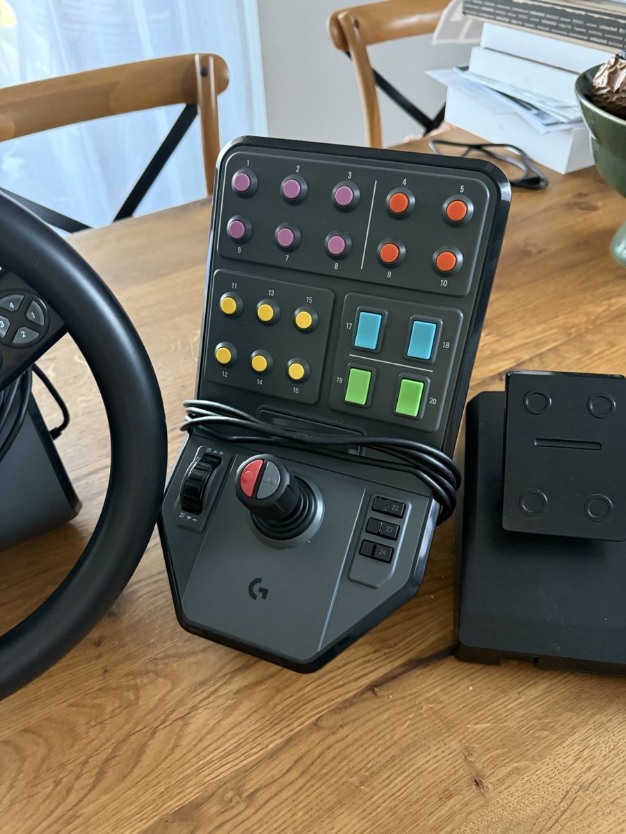Logitech Controller: Landwirtschafts-Simulator PC Gaming Zubehör – Usato da Ebertswil venduto da sandritchas 2