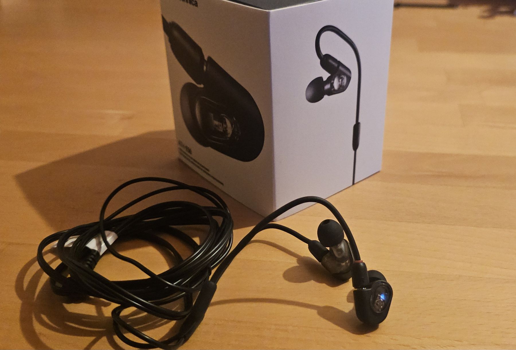 Audio Technica Cuffie: Audio-Technica ATH-E50 – Nuovo (secondo la descrizione) da Wohlen AG venduto da mko_2qxf 1