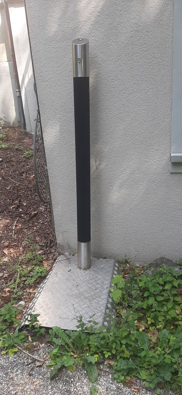 Docce: Solardusche fuer Terrasse und Garten – Usato da Zürich venduto da kreatur01
