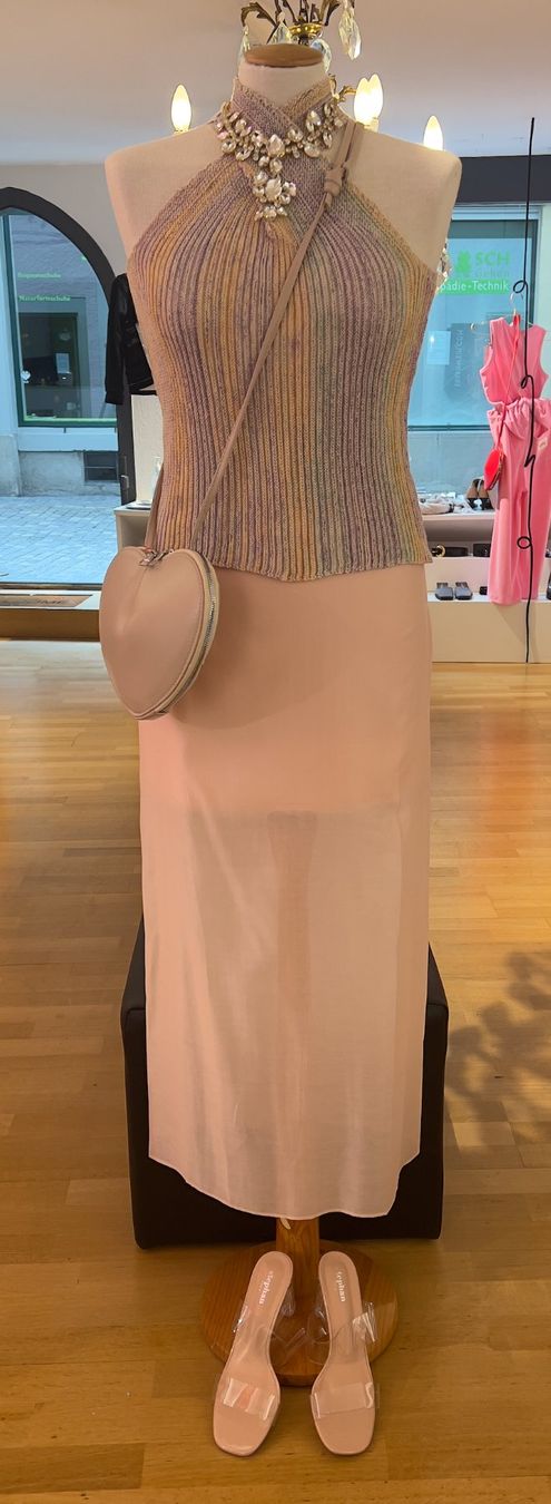 Tops: gestricktes Neckholder-Top – Neu (gemäss Beschreibung) aus Zürich von Naebeli
