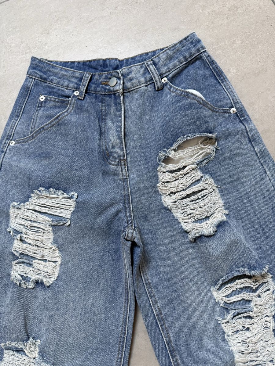 Jeans: Jeans mit Rissen – Neu (gemäss Beschreibung) aus Sigriswil von ck56 2