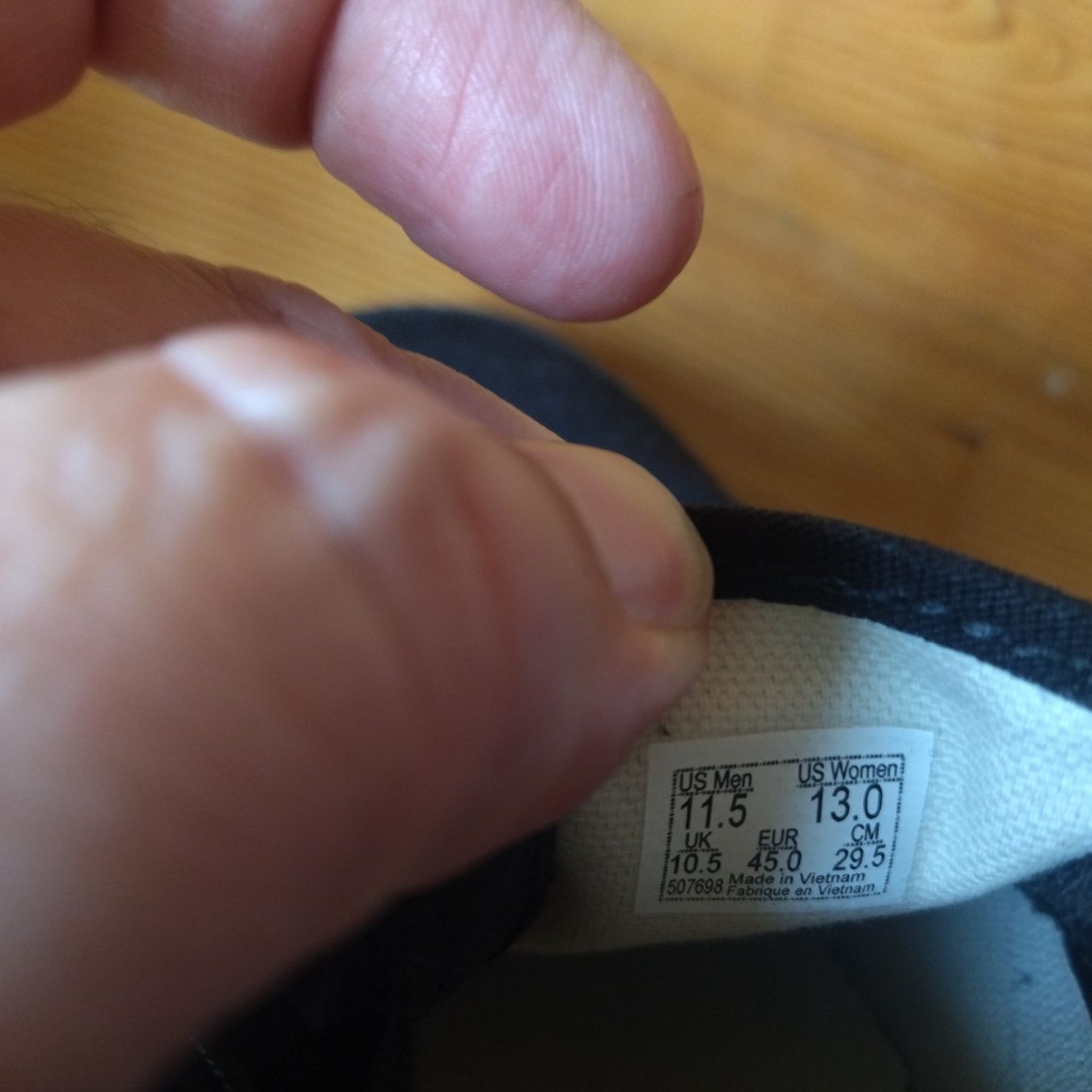 Vans Herrenschuhe: Vans Slip On Schwarz, Grösse 45 – Neu (gemäss Beschreibung) aus Basel von BeanieUp 3