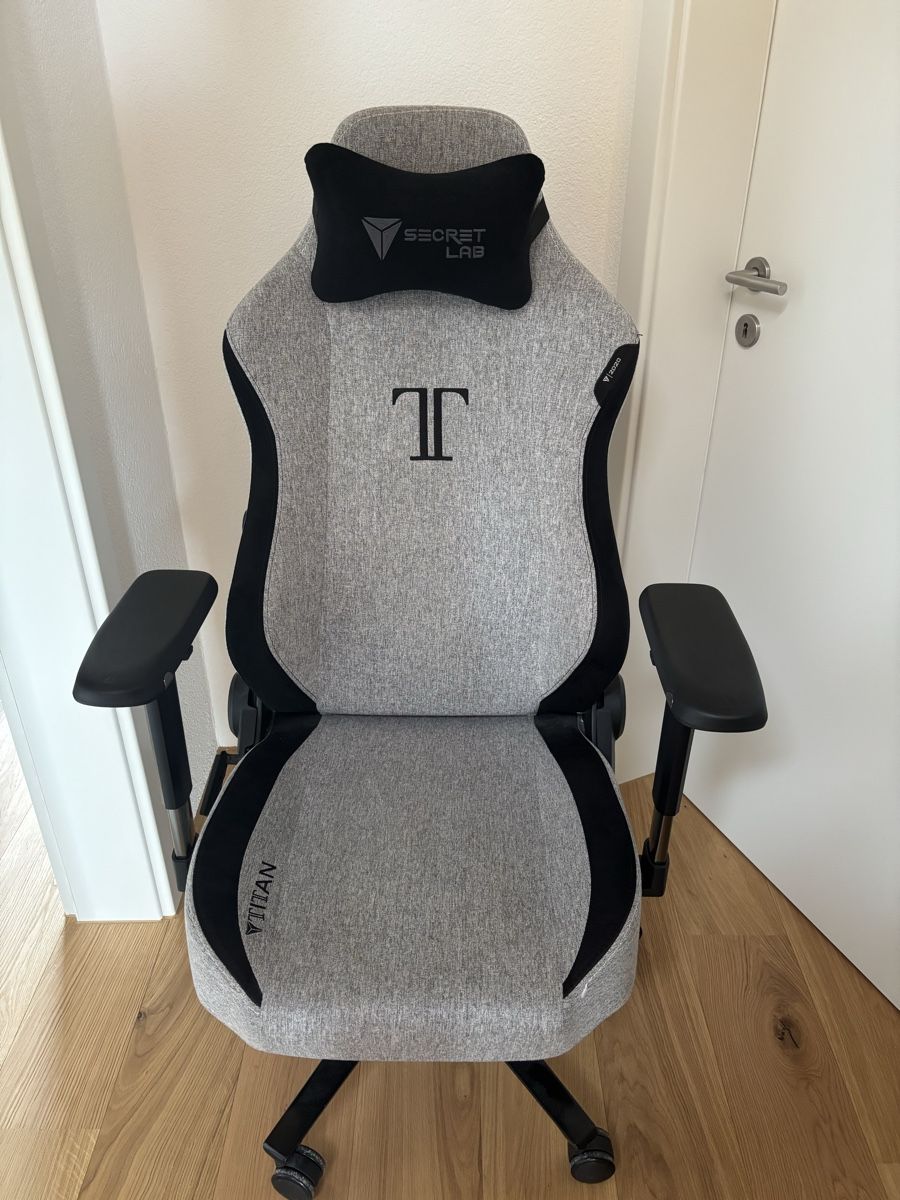 Secretlab Chaises: Secretlab TITAN 2020 – D'occasion à Scheuren par RaphiFroehli