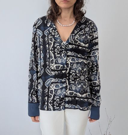 Schönes Damenbluse Grösse L in Paisley-Muster