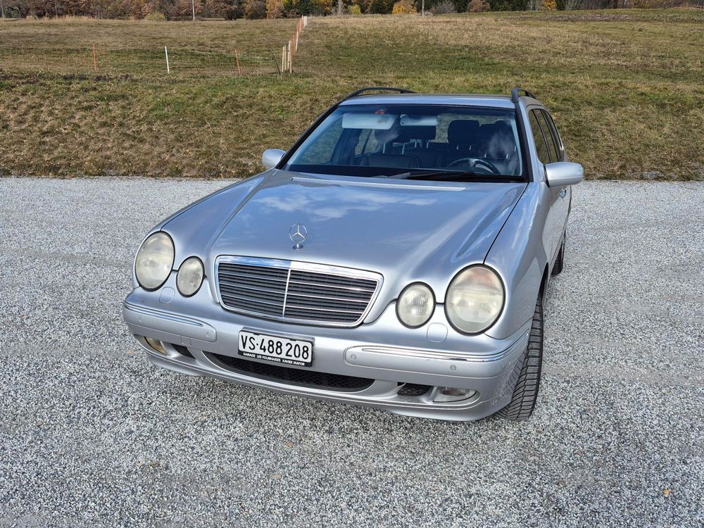 Faszinierend Mercedes E 320 Bild