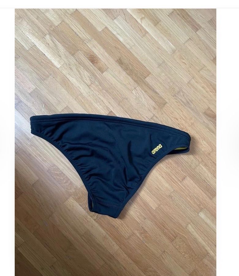 Arena Costumi da bagno & Bikini: Bas de maillot Arena noir taille M neuf – Usato da Martigny venduto da gai_2l9l 1