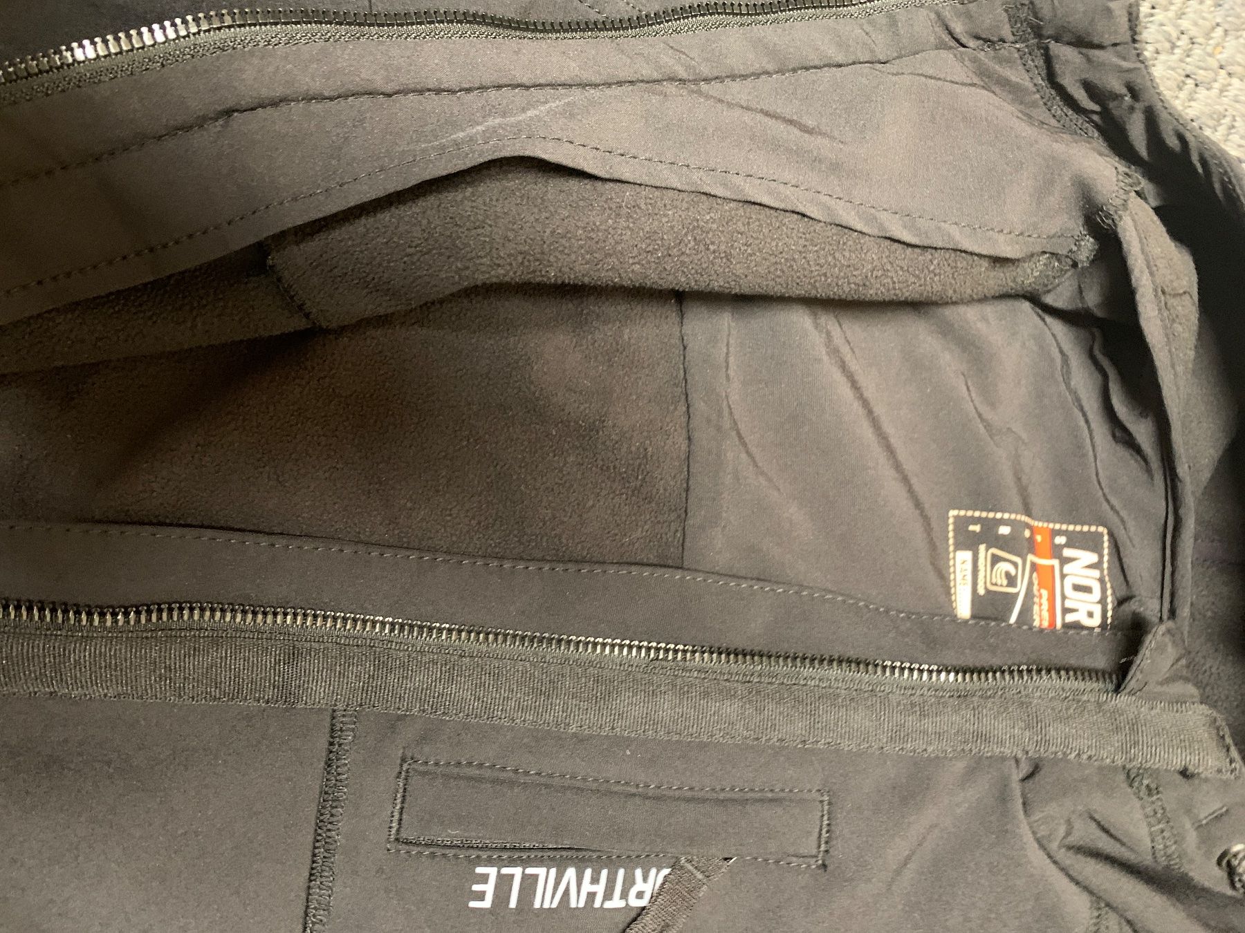C&A Giacche & Cappotti: C&A Northville jacke gr 140 – Usato da Bad Zurzach venduto da Cuore34 4