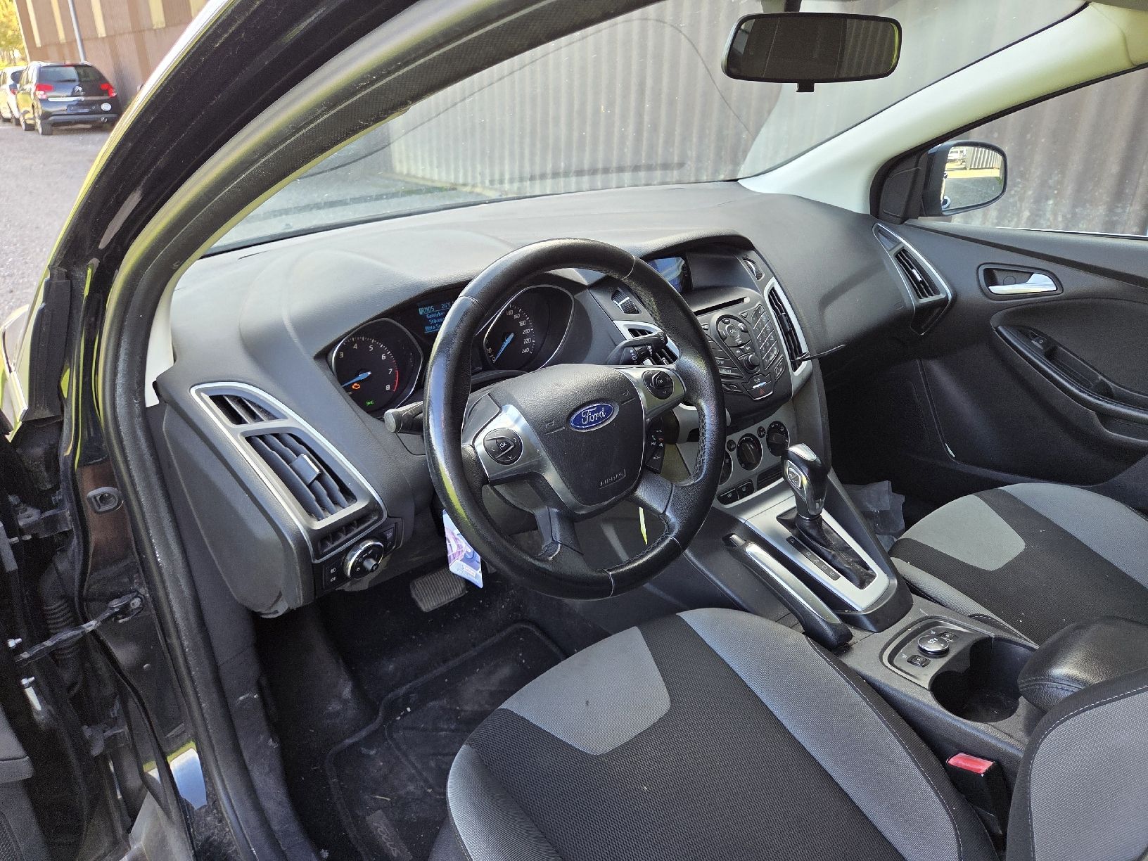 Ford Automobili: Ford Focus – Difettoso da Rickenbach b. Wil venduto da lei_2jbs 9