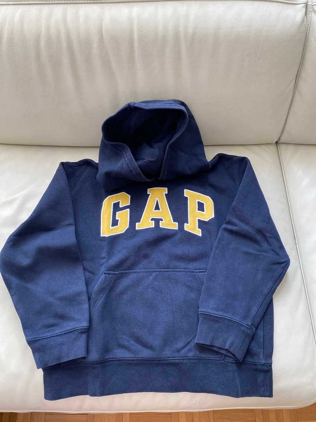 Gap Maglioni & Felpe: 3 pulls sweat-shirt GAP pour garçon 9-10 ans – Usato da Genève venduto da Fencer3_914 2