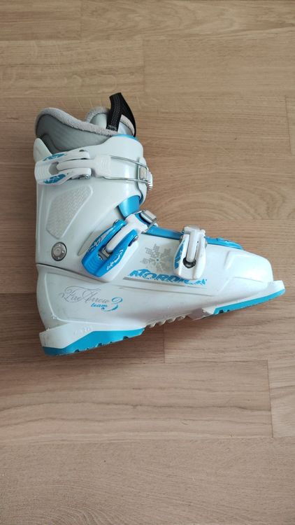 Nordica Chaussures filles: Kinder Skischuhe Gr. 35 – D'occasion à Dietlikon par RebecaO 5